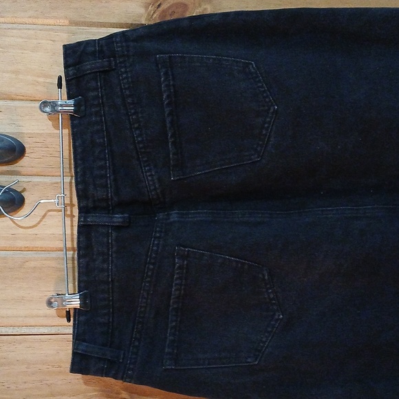 The Main Street Exchange Denim Skirt - 8 - Picture 6 of 8